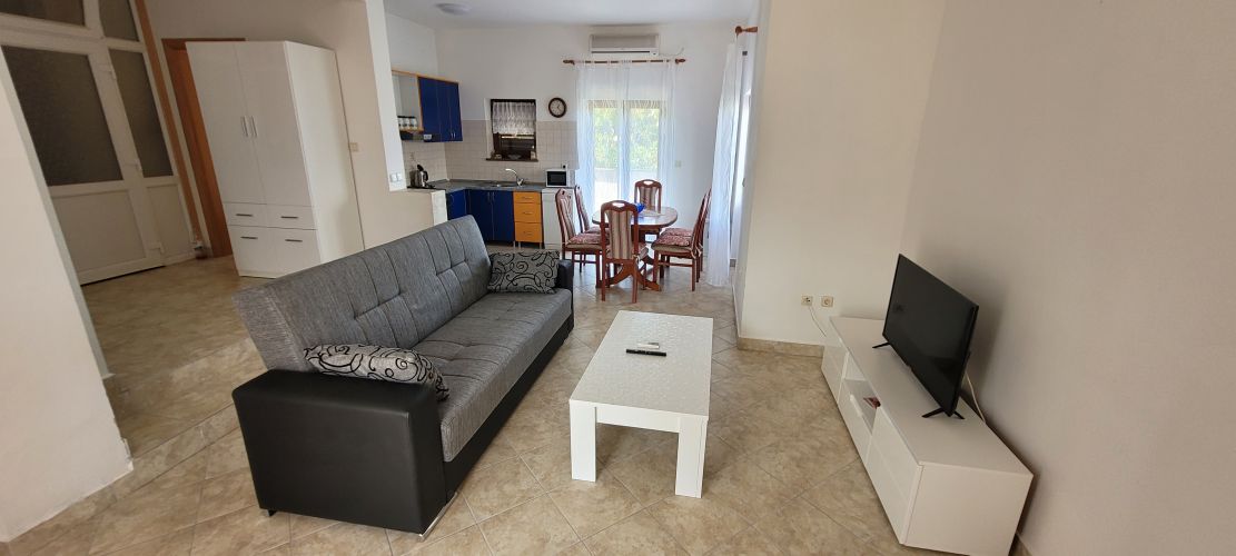 Apartmán, 1. patro